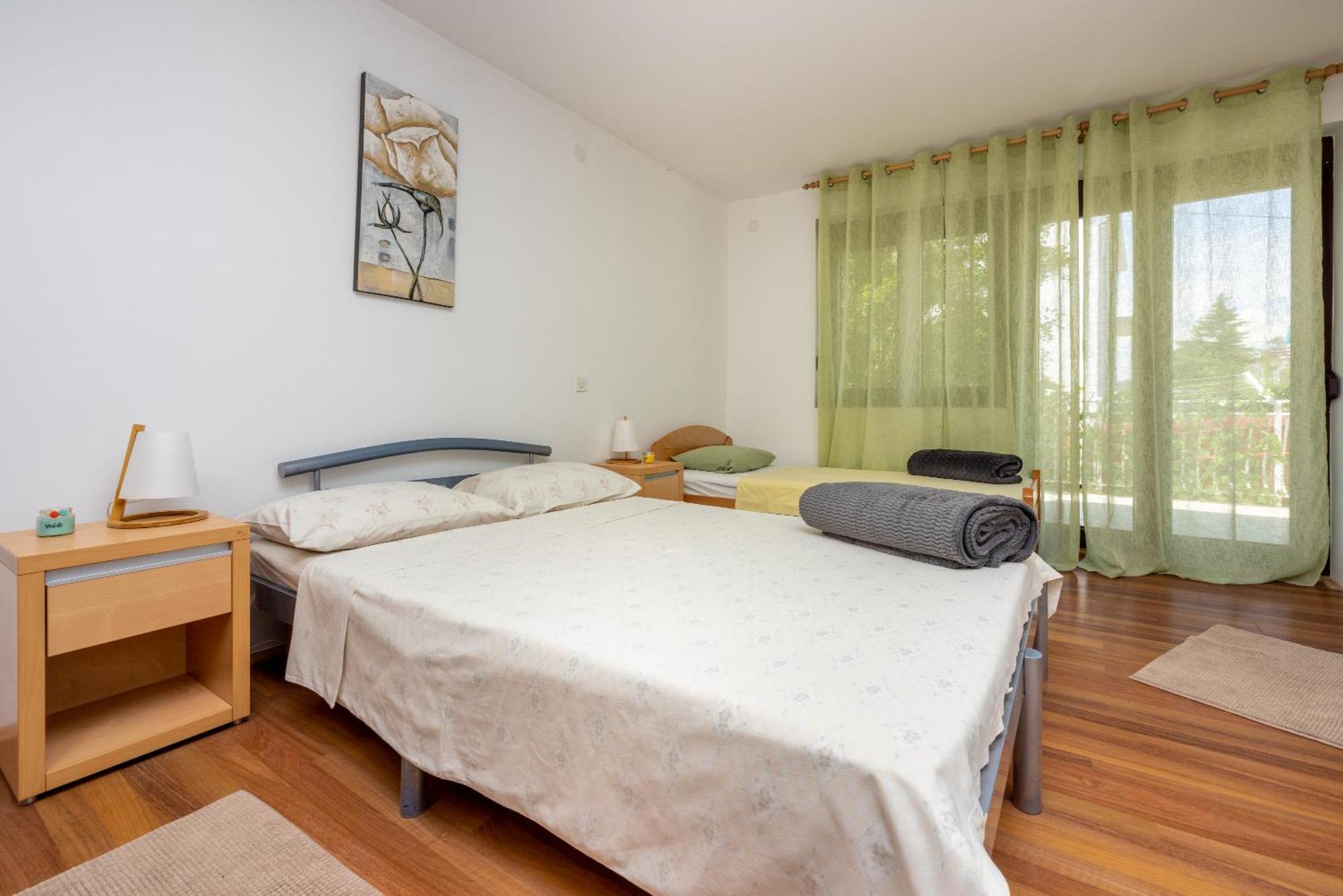 יאדראנובו Apartment Dom מראה חיצוני תמונה