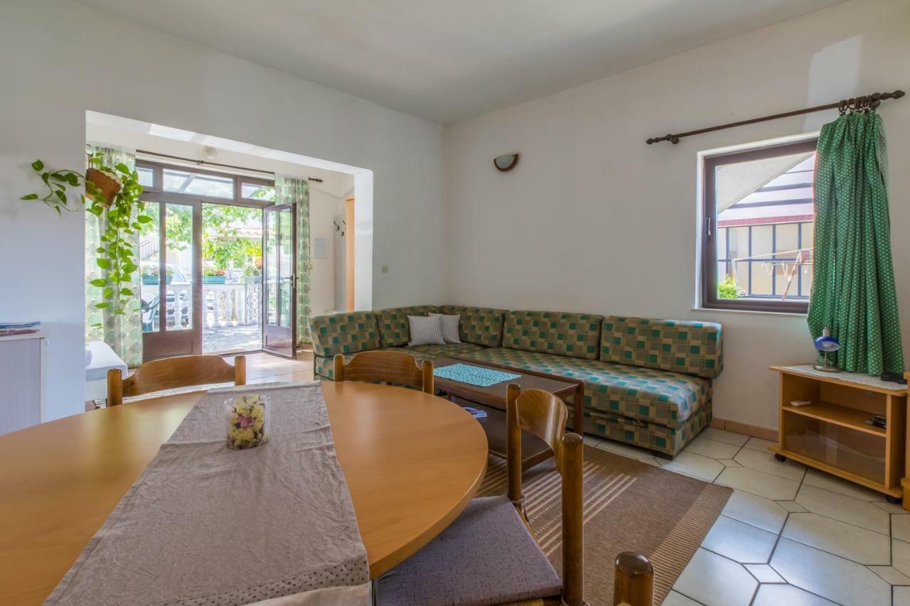 יאדראנובו Apartment Dom מראה חיצוני תמונה